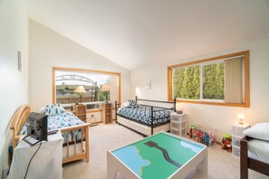 Ferienhaus, Mehrere Betten (Moss Quadrant) | 4 Schlafzimmer, Internetzugang