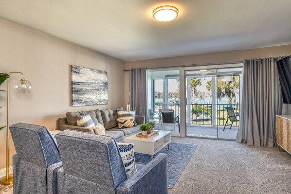 Condo (River Bend B212) | Exterior