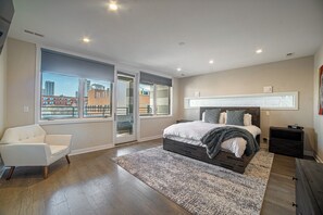 5 bedrooms, in-room safe, desk, iron/ironing board