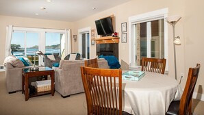 Condo, Multiple Beds (Lighthouse View at Shoreline Ridge) | Living room - Lighthouse View at Shoreline Ridge (Newport)