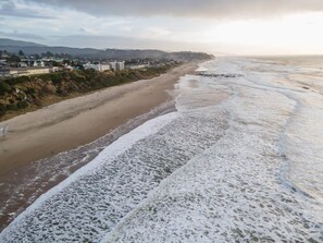 Casa, varias camas (Ocean's Edge) | Playa | Ubicación a pie de playa