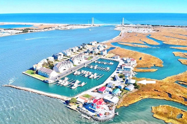 Marina