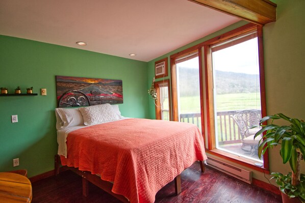 1 bedroom, desk, free WiFi