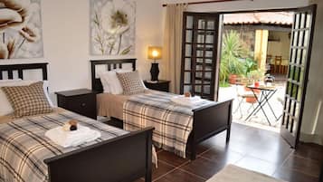 8 bedrooms, iron/ironing board, WiFi, bed sheets
