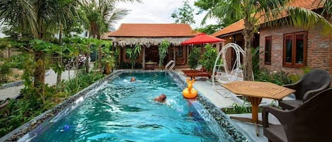 Villa | Pool