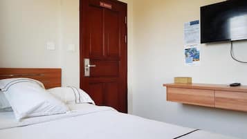 In-room safe, desk, soundproofing, bed sheets