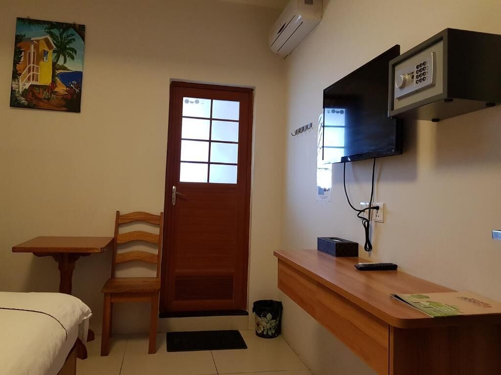 Standard Single Room, 1 Double Bed | In-room safe, desk, soundproofing, bed sheets