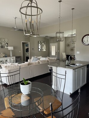 Interior - Stylish 3 bedroom ranch just south of Memphis (Horn Lake)