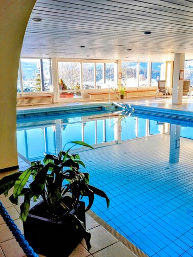 Ferienwohnung 'Waldkäuzle27' mit Bergblick, gemeinschaftlichen Pool & Balkon, Haustiere auf Anfrage