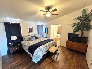 3 slaapkamers, een kluis op de kamer, een strijkplank/strijkijzer