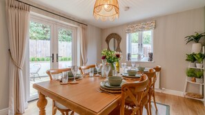Dining - Orchard Cottage, Alderton - sleeps 6 guests  in 3 bedrooms (Alderton)