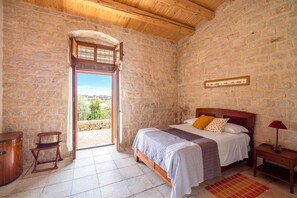 3 camere, ferro/asse da stiro, culla da viaggio, Wi-Fi gratuito