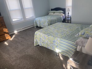 3 bedrooms, free WiFi, bed sheets