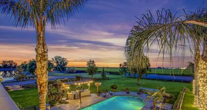Vista Del Lago: Lake, Pool, Spa and more!