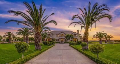 Vista Del Lago: Lake, Pool, Spa and more!
