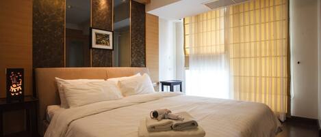 3 bedrooms, iron/ironing board, internet, bed sheets