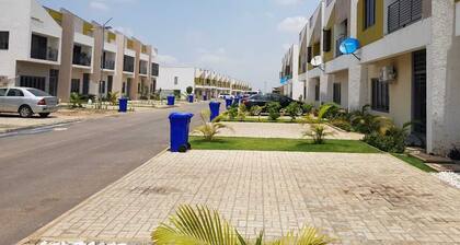 Beautiful furnished 2 bedroom house in Abuja, FCT, Nigeria - Six Star