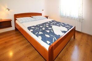 2 makuuhuonetta, internet, vuodevaatteet