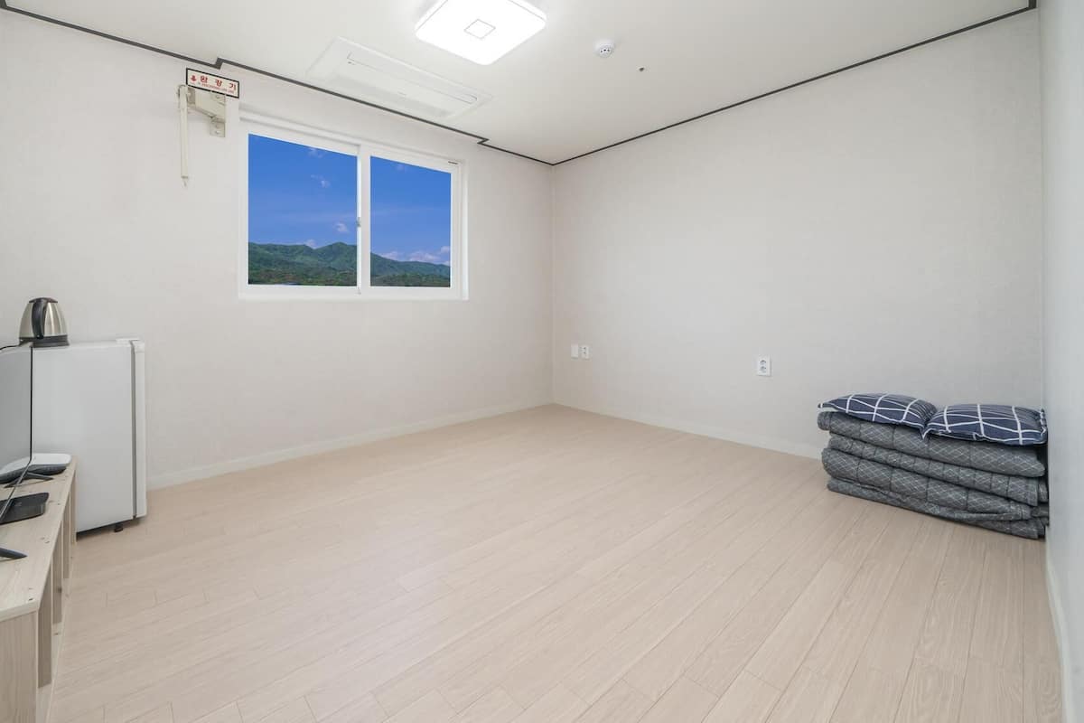 1 bedroom, WiFi (free)