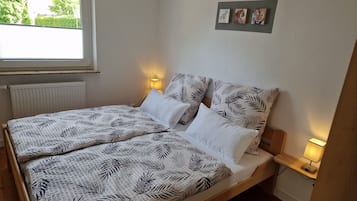2 bedrooms, cots/infant beds, free WiFi, bed sheets