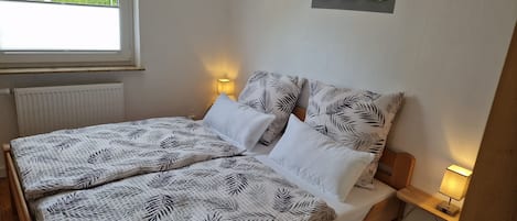 2 makuuhuonetta, vauvansängyt, ilmainen Wi-Fi, vuodevaatteet