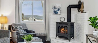Golf, Lake Pinneo & The Club - Windsor Village 4C