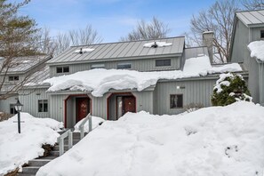 Exterior - Golf, Lake Pinneo & The Club - Windsor Village 4C (Quechee)