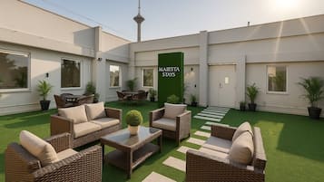 40-inch LED TV with satellite channels, TV