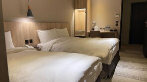 Standard Triple Room, Non Smoking, No Windows | Down duvets, in-room safe, desk, laptop workspace - N hotel (Taipei)