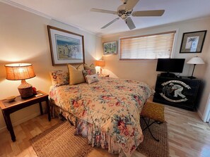 2 slaapkamers, een strijkplank/strijkijzer, gratis wifi, beddengoed