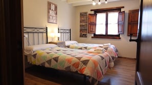 3 bedrooms, iron/ironing board, travel crib, bed sheets