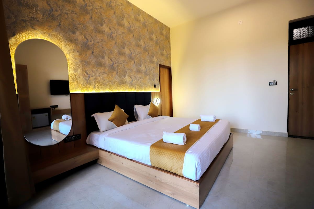 Habitación Deluxe doble | Cortinas opacas, wifi gratis, ropa de cama