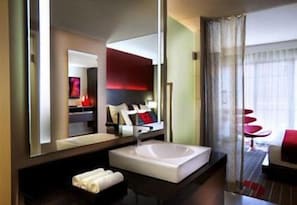 Ảnh chưa phân loại, 4 trong số 14 ảnh, nút