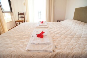 2 Schlafzimmer, Reisekinderbett, kostenloses WLAN, Bettwäsche