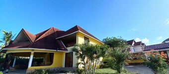 Maranda Cool Breeze Villa - 2minutes to the beach