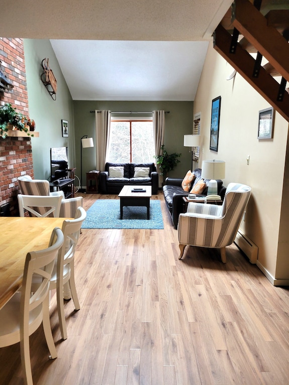 Official Seasons Rmc Condo 09h - 2 Bedrooms + Loft - Sleeps 10 - No Fees - Jackson, NH