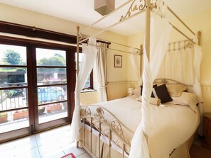 3 bedrooms, individually decorated, individually furnished, free WiFi - The Corn Tallet (Bideford)