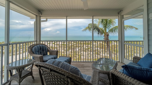 Unclassified image, 1 of 27, button - 3 Bedroom villa with panoramic Gulf view and sleeps 8, C1824A* (Englewood)