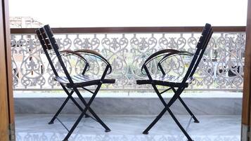 Deluxe Double Room | Free WiFi, bed sheets