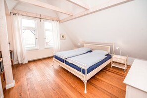 3 Schlafzimmer, Bügeleisen/Bügelbrett, kostenloses WLAN, Bettwäsche