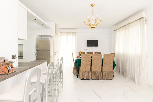 Vista de Montana Meteora II