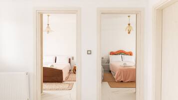 2 bedrooms, desk, free WiFi, bed sheets