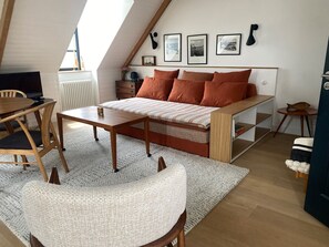 TV - Modern studio with sea view in Sauzon (Sauzon)