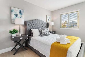 4 chambres, fer et planche à repasser, lit parapluie, Wi-Fi