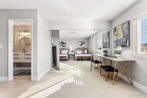 4 soverom, strykejern/-brett, reiseseng for barn og wi-fi