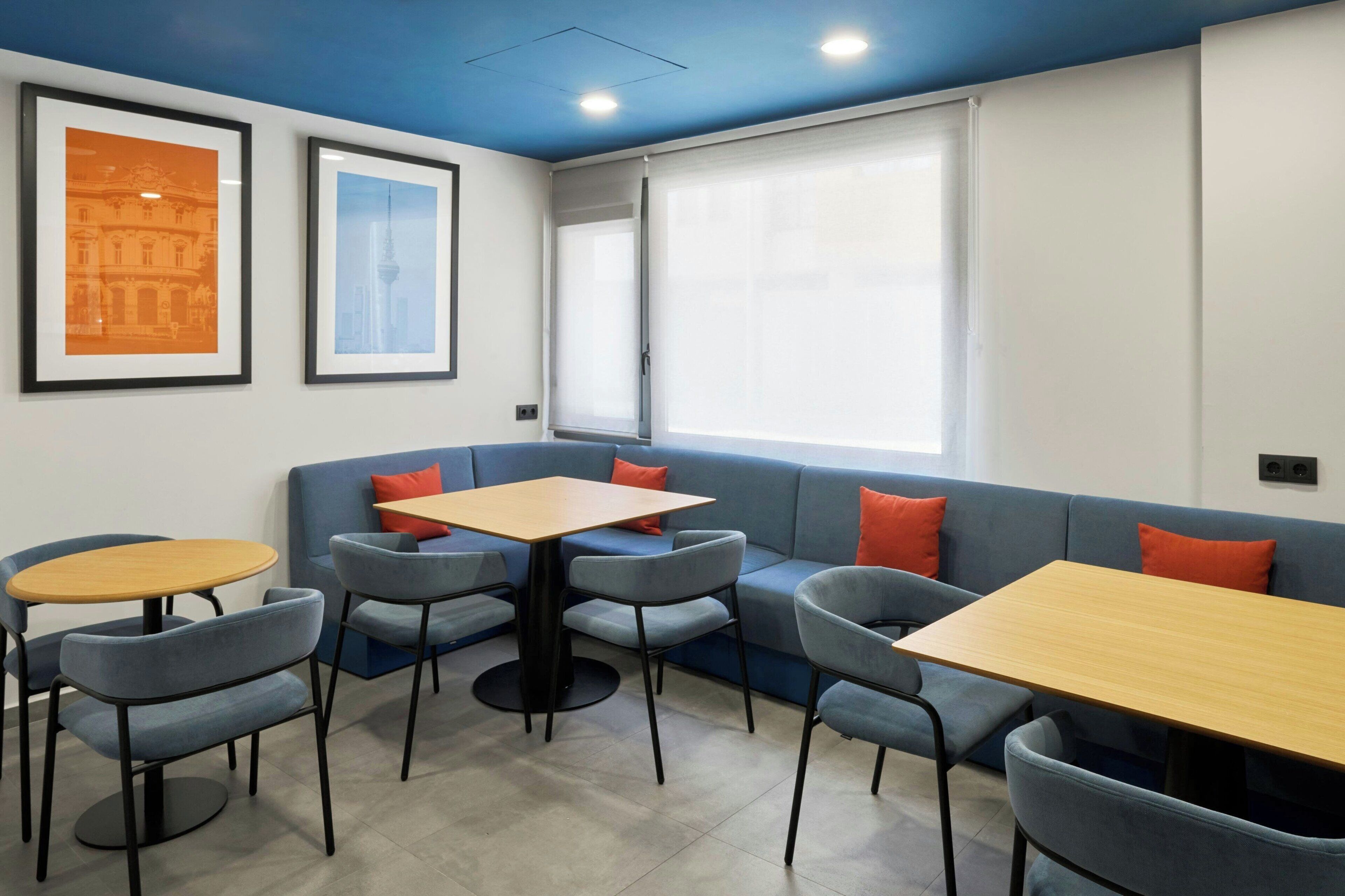 Photo - Four Points Flex by Sheraton Madrid Atocha Hotel