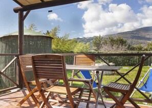 Outdoor dining - Perone, two-room apartment in a villa in Marina di Campo, with equipped garden, covered parking spac (Campo nell'Elba)