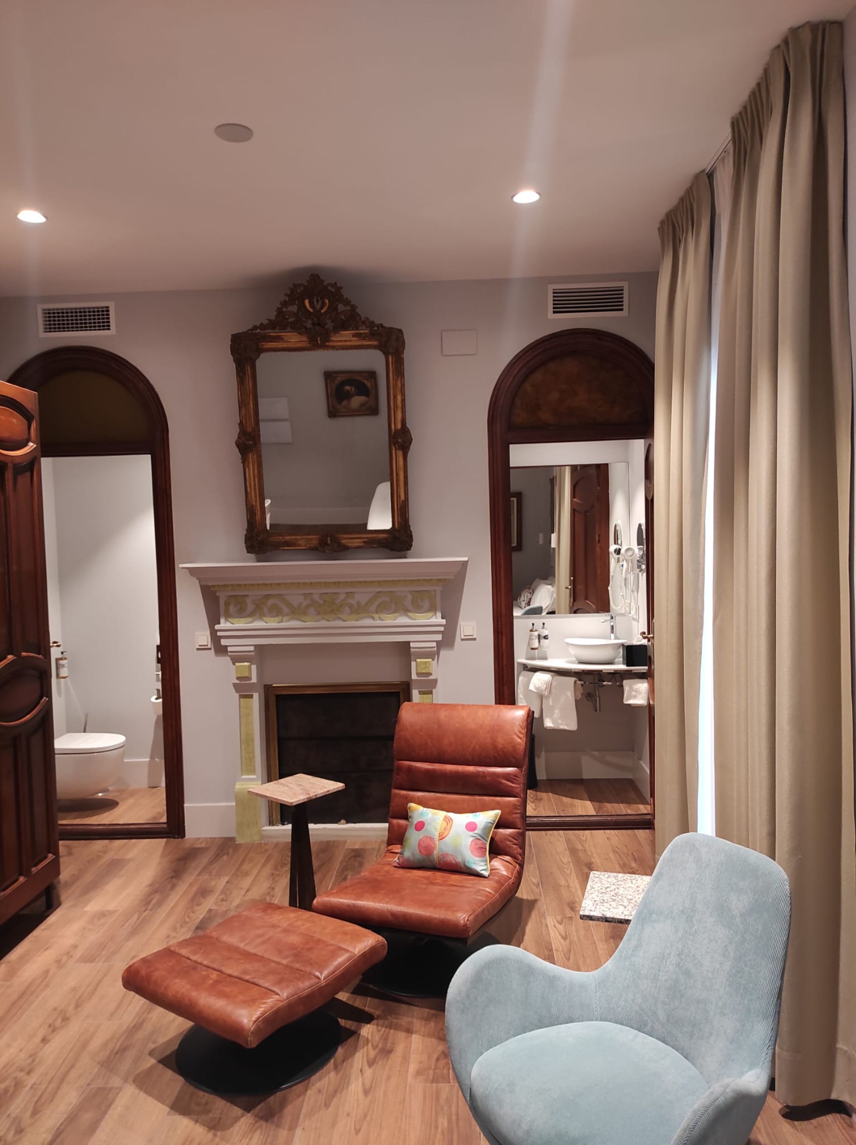 Foto - Hotel Oleum - Parking Gratuito bajo disponibilidad y reserva previa