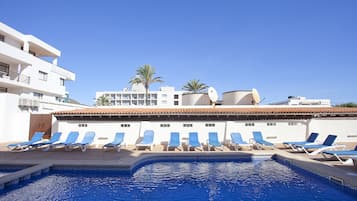 Piscina all'aperto