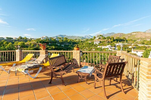 Cortijo with private pool with lots of privacy and charm